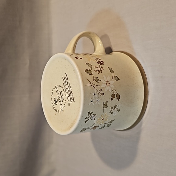 NEW Royal Doulton Uplands 1026 Dinner Plate Saucer & Cup Lambethware - Picture 12 of 16